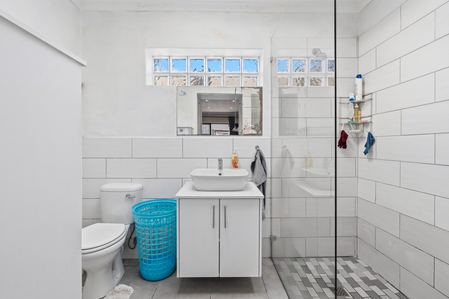 3 Bedroom Property for Sale in Pinelands Western Cape